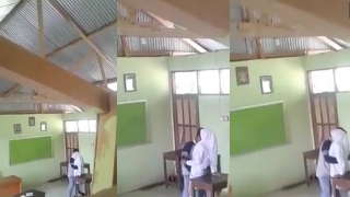 Bokep Smp Bocil Daripada Tawuran Ngentot Mending Toilet viral nyepong mulus