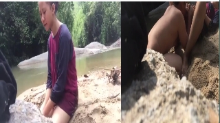 Bokep Smp Abg Bocil Ngewe Di Brutal Sambil Curug Air gede mesum Body
